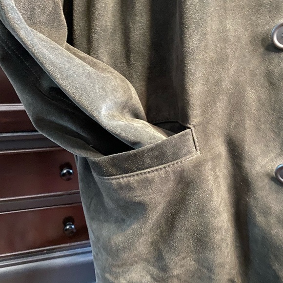 Mantique Brown Leather Jacket - Picture 9 of 13